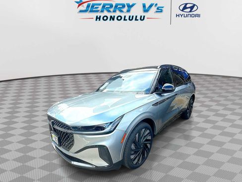 Used 2024 Lincoln Nautilus Reserve w/ Equipment Group 202A image 1