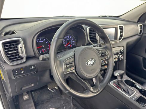 Used 2019 Kia Sportage EX w/ EX Premium Package image 13