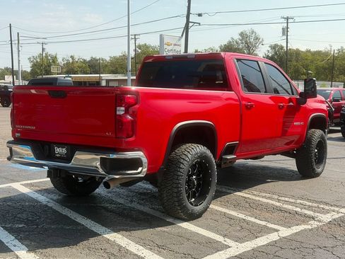 Used 2022 Chevrolet Silverado 2500 LT w/ Convenience Package AWD/4WD image 7
