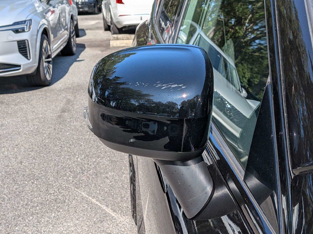 Certified 2026 Volvo XC60 B5 Plus AWD/4WD image 10