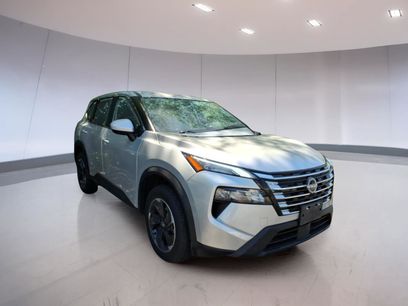 Used 2025 Nissan Rogue SV