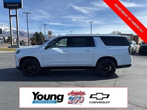 New 2026 Chevrolet Suburban Premier AWD/4WD image 4