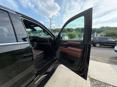 Used 2025 GMC Sierra 1500 Denali Ultimate AWD/4WD image 51