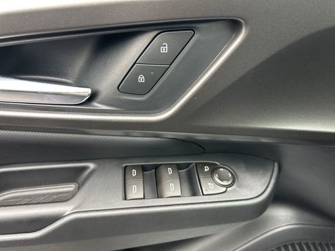 New 2026 Chevrolet Equinox EV LT w/ Comfort Package image 12