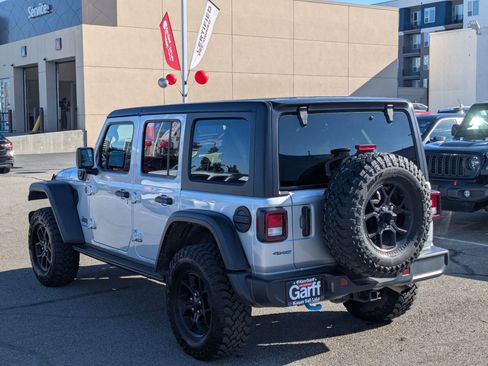 Used 2024 Jeep Wrangler Willys image 8