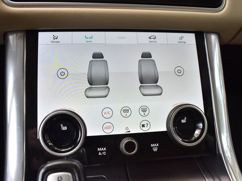 Used 2019 Land Rover Range Rover Sport HSE image 42