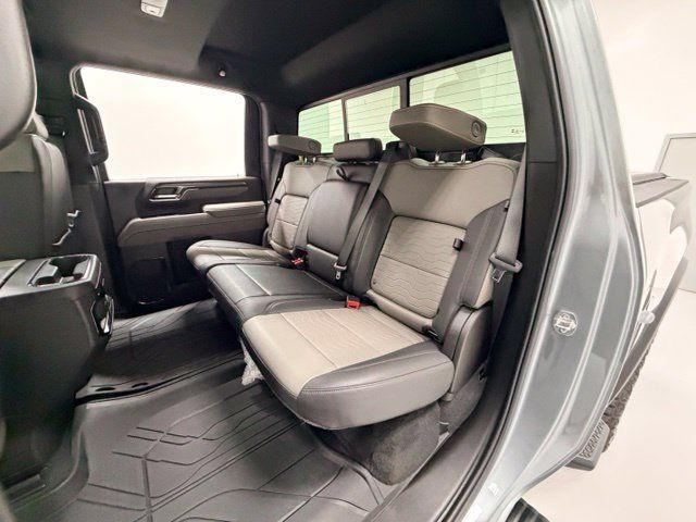 Certified 2025 Chevrolet Silverado 2500 ZR2 w/ Technology Package AWD/4WD image 24