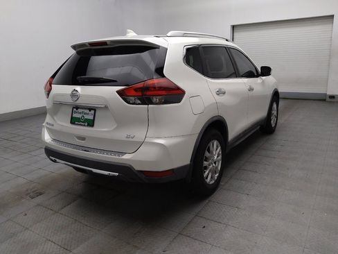 Used 2018 Nissan Rogue SV FWD image 9