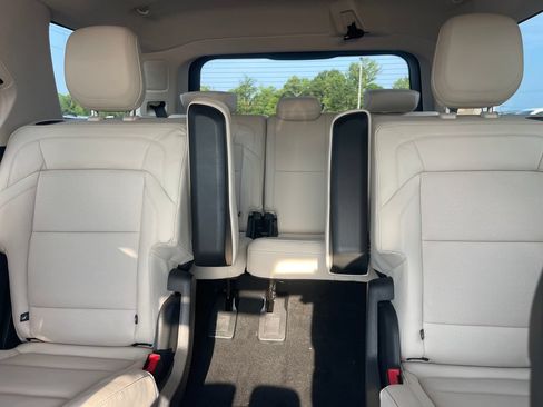 New 2027 Lincoln Navigator Reserve AWD/4WD image 29