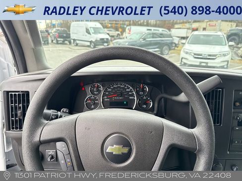 Certified 2024 Chevrolet Express 3500 LT w/ LT Preferred Equipment Group image 5