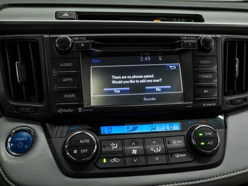 Used 2017 Toyota RAV4 XLE w/ All Weather Liner Package AWD/4WD image 31
