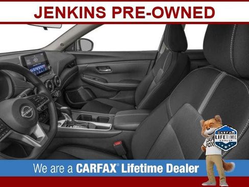 Used 2025 Nissan Sentra SV w/ Trunk Package image 12