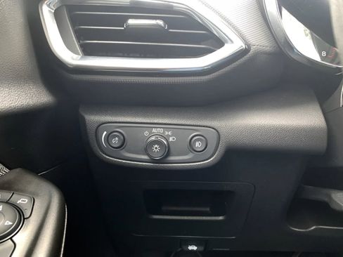 Used 2023 Chevrolet TrailBlazer LT image 23