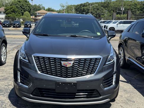 Certified 2023 Cadillac XT5 Premium Luxury AWD/4WD image 2