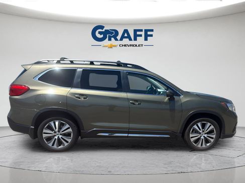 Used 2022 Subaru Ascent Limited w/ Technology Package AWD/4WD image 9