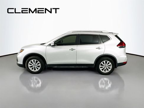 Used 2020 Nissan Rogue SV image 8