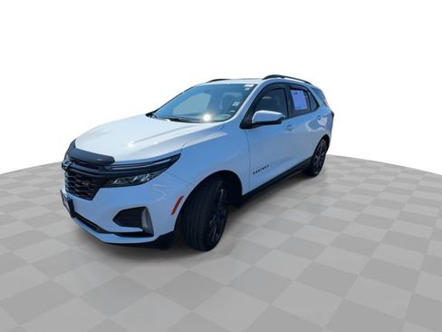 Used 2024 Chevrolet Equinox RS FWD image 4