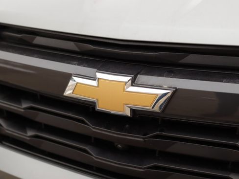 Used 2024 Chevrolet Colorado LT w/ LT Convenience Package II image 33