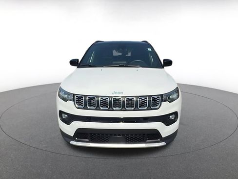 Used 2025 Jeep Compass Limited AWD/4WD image 4