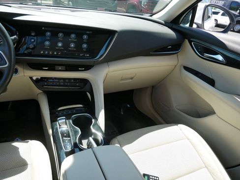Used 2021 Buick Envision Essence AWD/4WD image 13