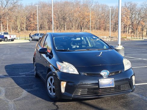 Used 2012 Toyota Prius Four image 31