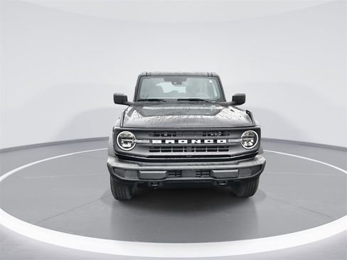 New 2025 Ford Bronco 4-Door image 3
