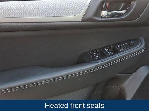 Used 2017 Subaru Outback 2.5i Premium image 16