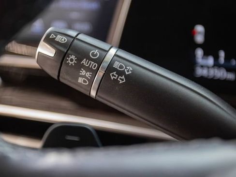 Certified 2023 Cadillac Escalade ESV Sport Platinum w/ LPO, ONYX Package image 14