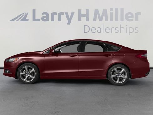 Used 2015 Ford Fusion SE w/ Equipment Group 202A image 3