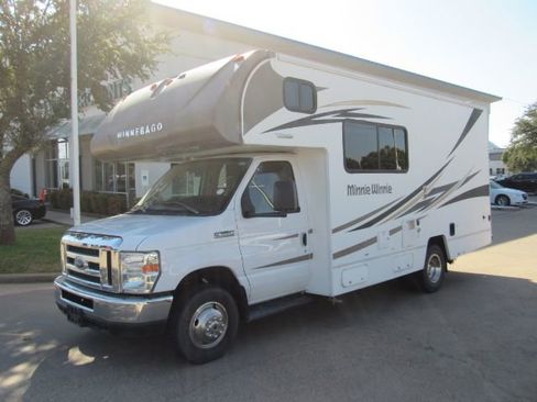 Used 2017 Ford E-450 and Econoline 450 Super Duty w/ Motorhome Prep Package image 1