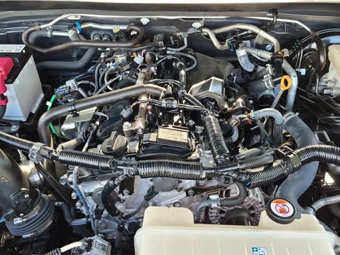 Used 2025 Toyota Tacoma SR5 RWD image 21
