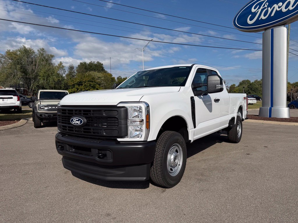 New 2027 Ford F250 XL w/ XL Driver Assist Package AWD/4WD image 3