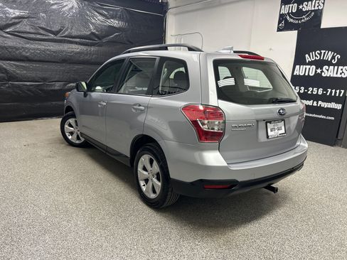 Used 2016 Subaru Forester 2.5i w/ Alloy Wheel Package AWD/4WD image 4