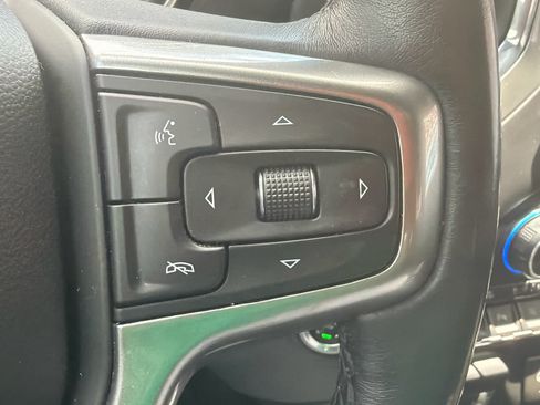 Used 2021 Chevrolet Silverado 1500 LTZ w/ LTZ Premium Package AWD/4WD image 24