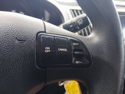 Used 2016 Kia Sportage LX AWD/4WD image 17