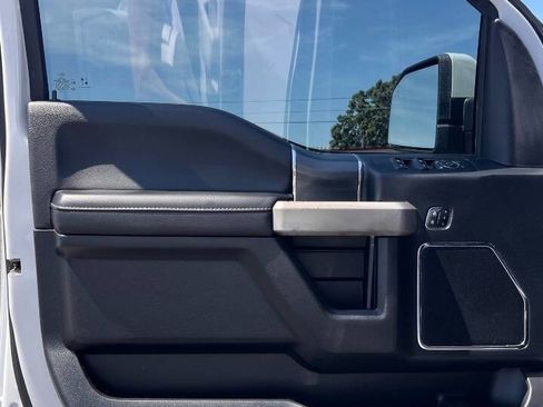 Used 2020 Ford F150 Lariat AWD/4WD image 12