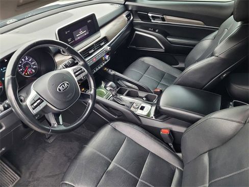 Used 2021 Kia Telluride EX w/ EX Premium Package image 10