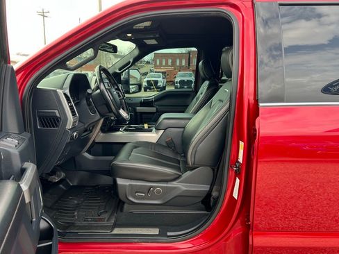 Used 2022 Ford F250 Platinum w/ FX4 Off-Road Package image 12