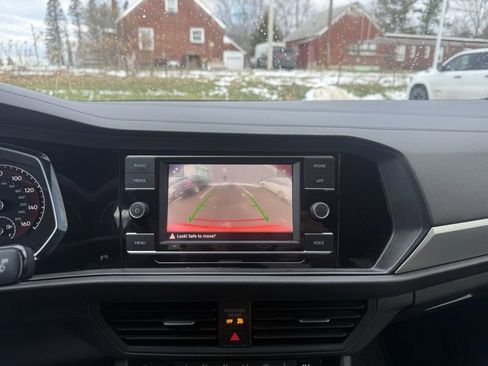 Used 2021 Volkswagen Jetta R-Line image 11