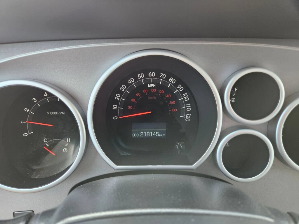 Used 2011 Toyota Sequoia Limited AWD/4WD image 24