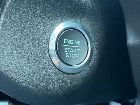 New 2026 Ford Transit 250 148 Medium Roof w/ Load Area Protection Package image 21