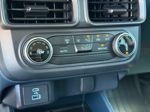 Used 2023 Ford Maverick XL FWD image 11