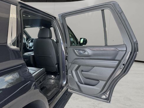 Used 2023 Chevrolet Tahoe LT AWD/4WD image 34