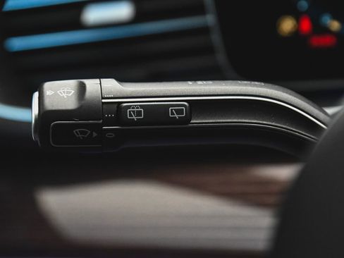 Used 2023 Mercedes-Benz GLE 450 4MATIC w/ 3rd Row Seat Package image 32