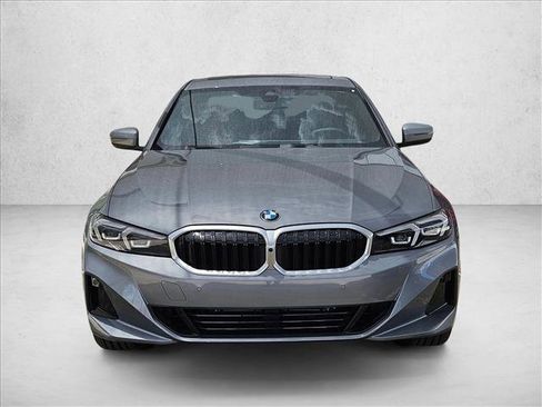 Used 2025 BMW 330i Sedan w/ Convenience Package image 2