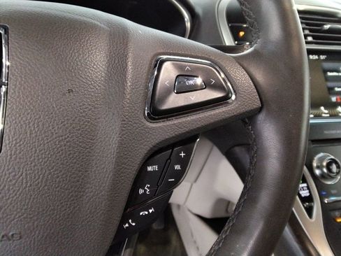 Used 2018 Lincoln MKX Reserve w/ Driver Assistance Package image 13