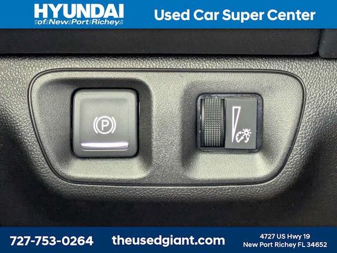 Used 2023 GMC Acadia AT4 w/ Trailering Package AWD/4WD image 35