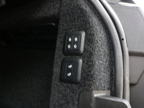 Used 2019 Land Rover Range Rover HSE image 46