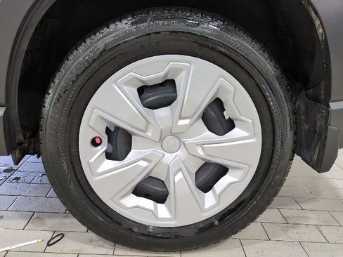 Certified 2023 Subaru Forester image 19