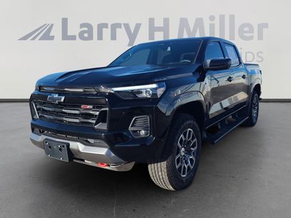 Used 2025 Chevrolet Colorado Z71 w/ Z71 Convenience Package 2
